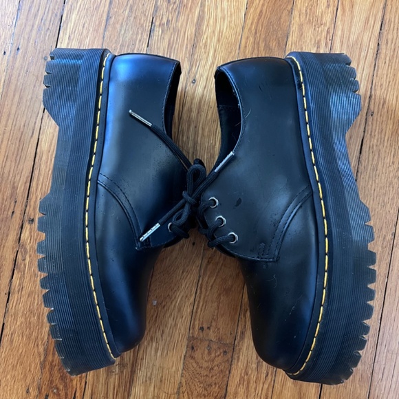 DR. MARTENS 1461 SMOOTH LEATHER PLATFORM SIZE 10 - Picture 3 of 7